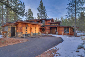 Meek Court at Grays Crossing - Modern Luxury with Private Hot Tub Truckee